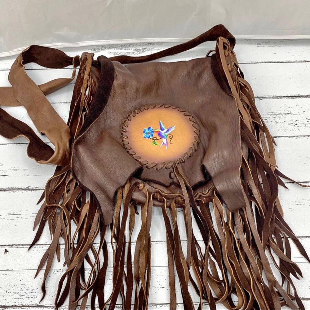 Signed Handcrafted native american leather fringe bag painted hummingbird OOaK - Picture 3 of 12